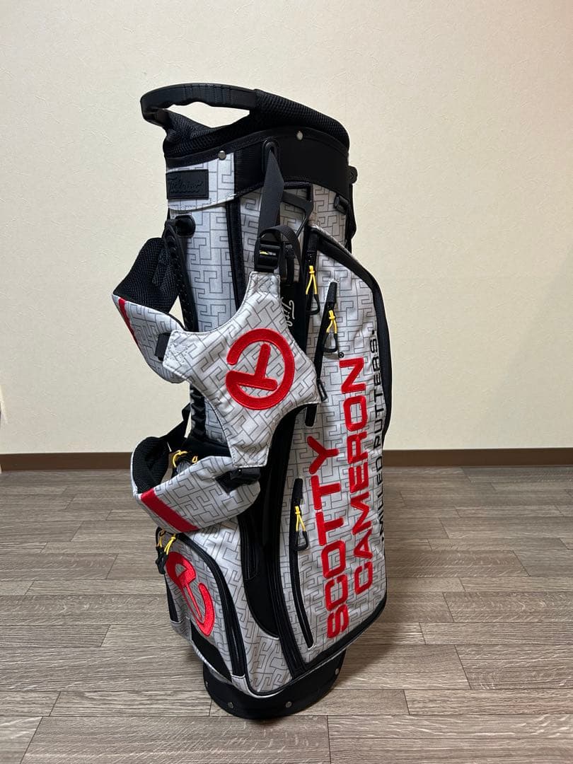 スタンド式キャディバック　2025年全英オープン記念モデルと同じカラーデザイン