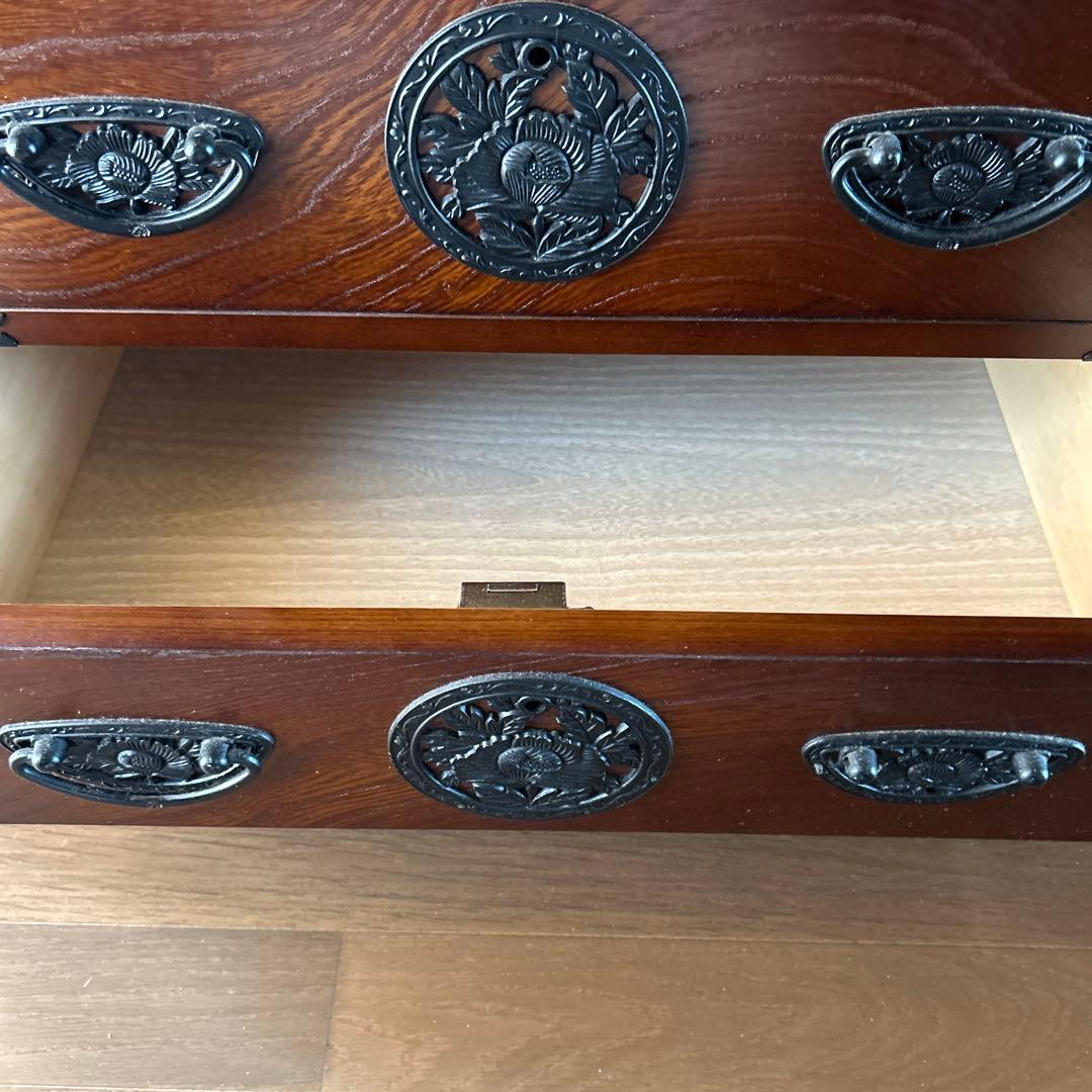 アンティーク家具　飾り棚　箪笥　サイドボード　キャビネット　チェスト