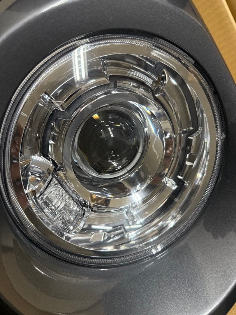 スペーシアギア右ヘッドライト