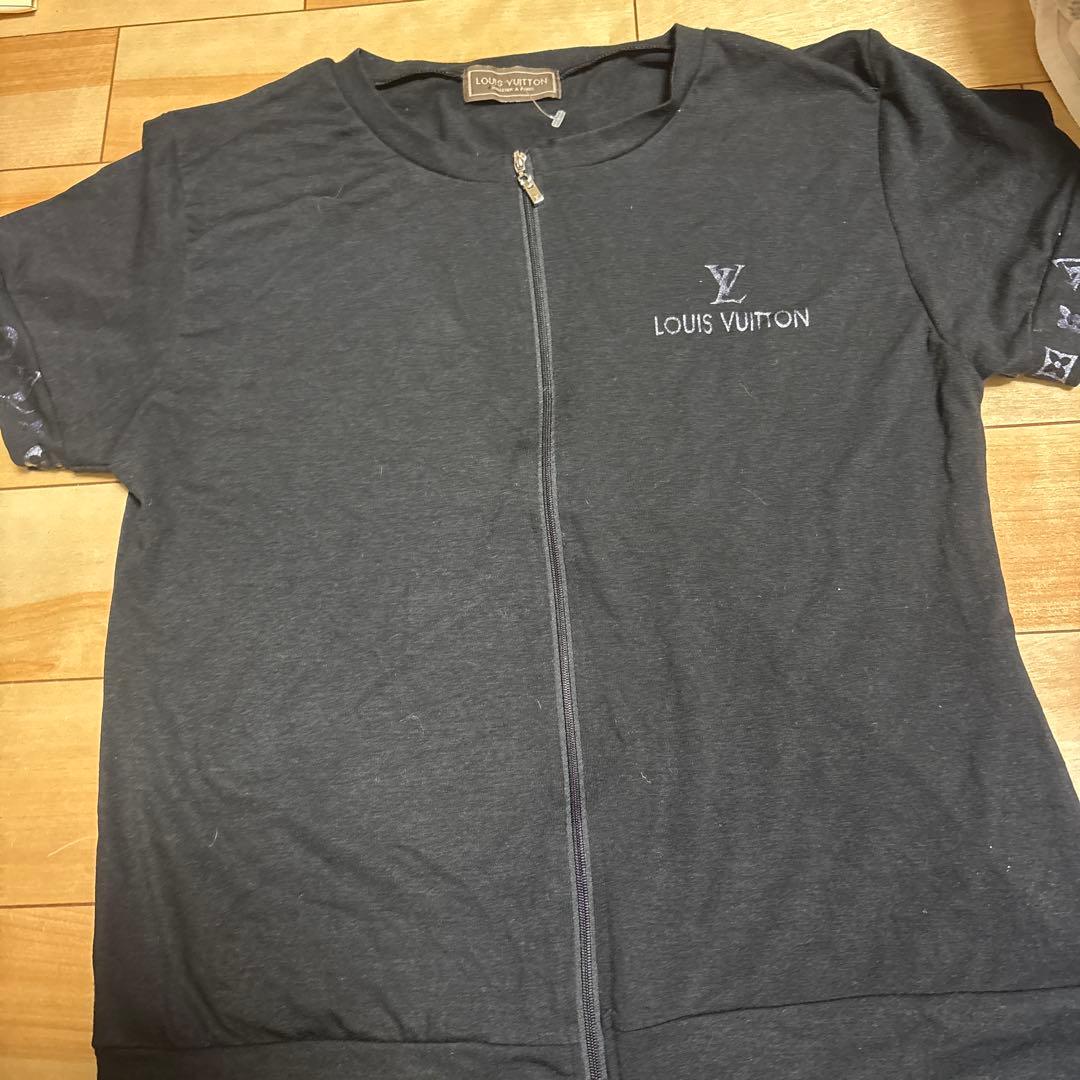 LOUIS VUITTON ダークグレー 半袖Tシャツ