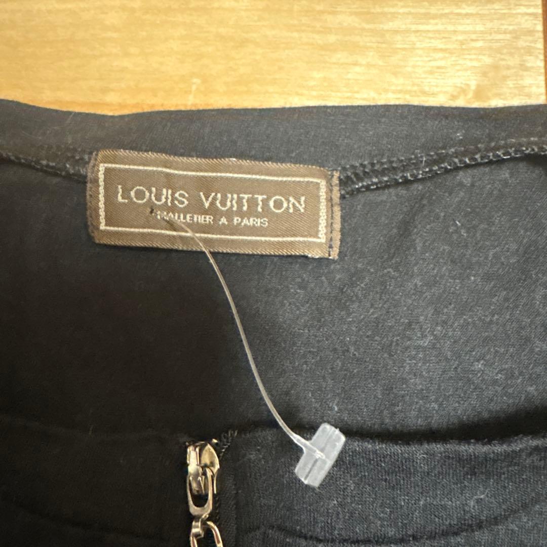 LOUIS VUITTON ダークグレー 半袖Tシャツ
