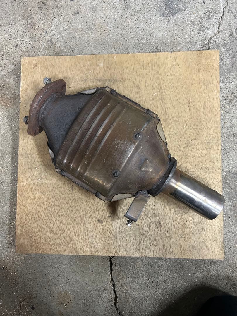 スーパーセヴン　4AG 車検用触媒