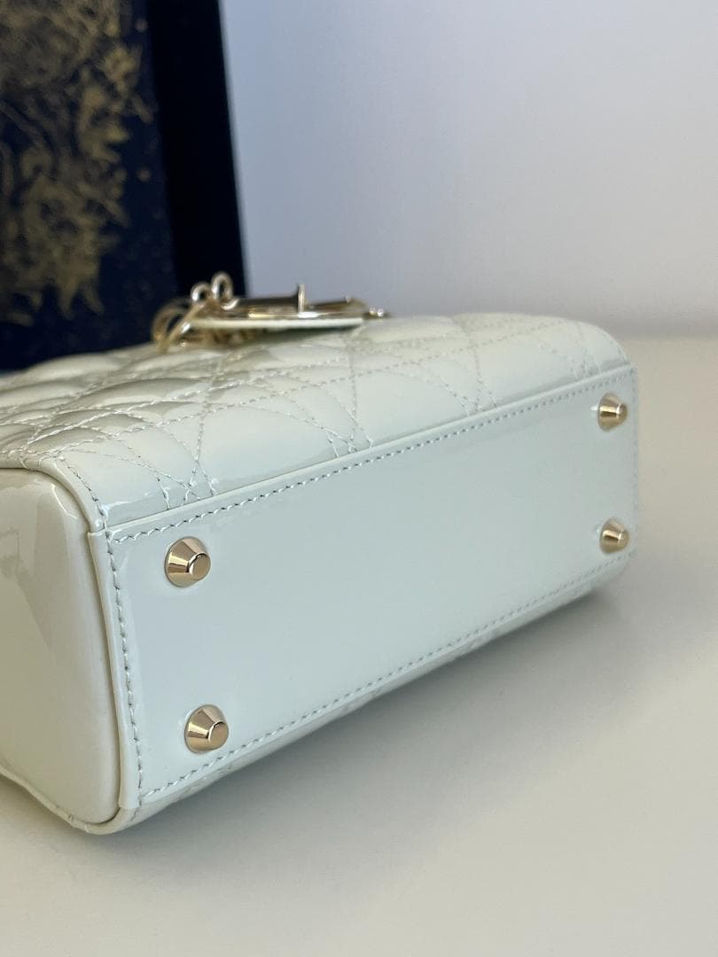 アイボリー キルティング ハンドバッグ