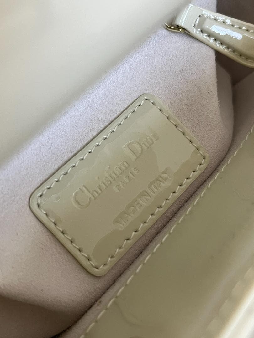 アイボリー キルティング ハンドバッグ