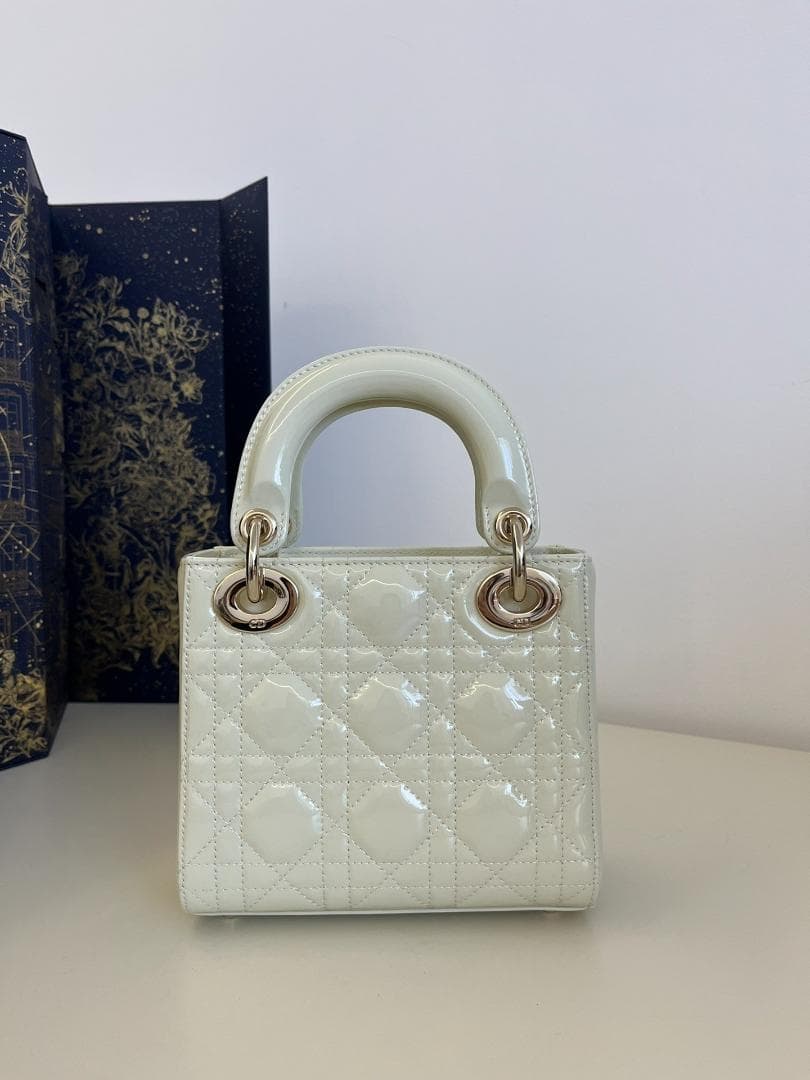 アイボリー キルティング ハンドバッグ