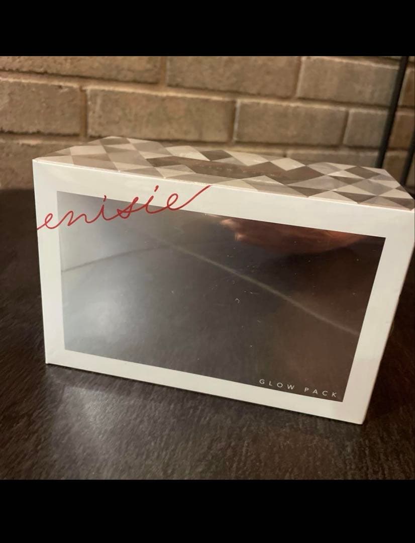 enisie GLOW PACK フェイスマスク