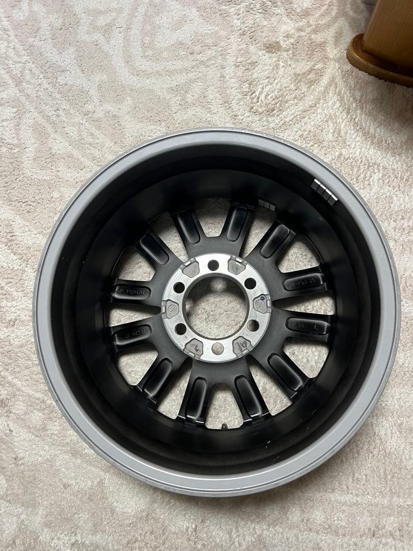 送料込　美品　ランドクルーザープラドマットブラックエディション純正ホイール3️⃣