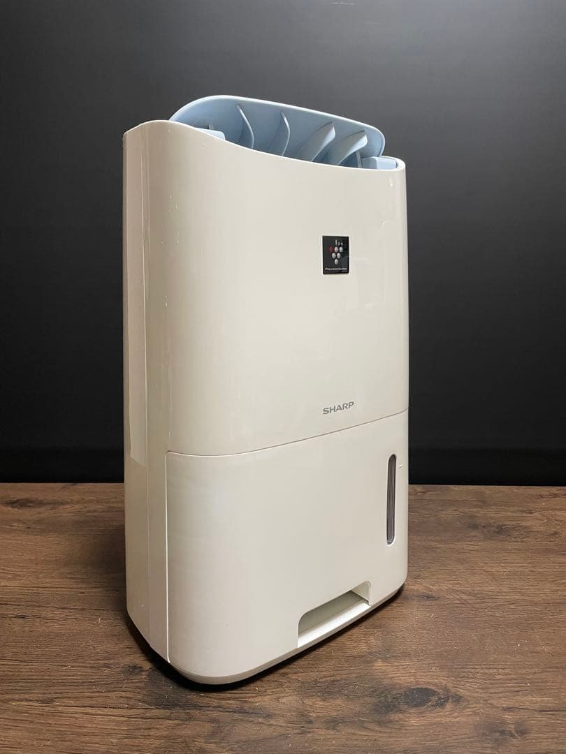 SHARPシャープ プラズマクラスター除湿機 衣類乾燥・消臭 CV-F71-W