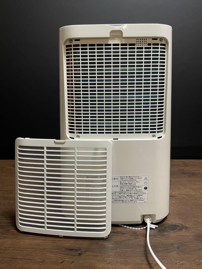 SHARPシャープ プラズマクラスター除湿機 衣類乾燥・消臭 CV-F71-W