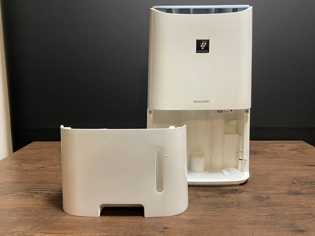 SHARPシャープ プラズマクラスター除湿機 衣類乾燥・消臭 CV-F71-W