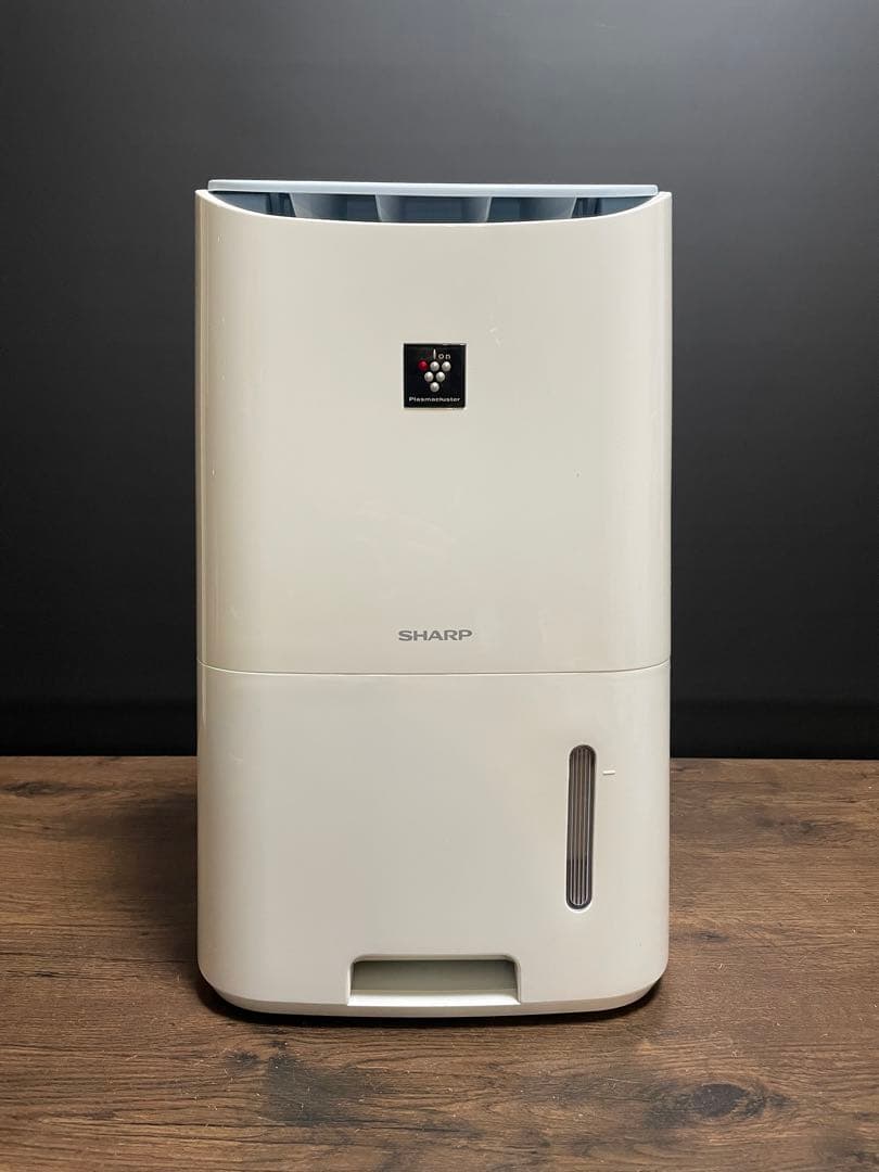 SHARPシャープ プラズマクラスター除湿機 衣類乾燥・消臭 CV-F71-W