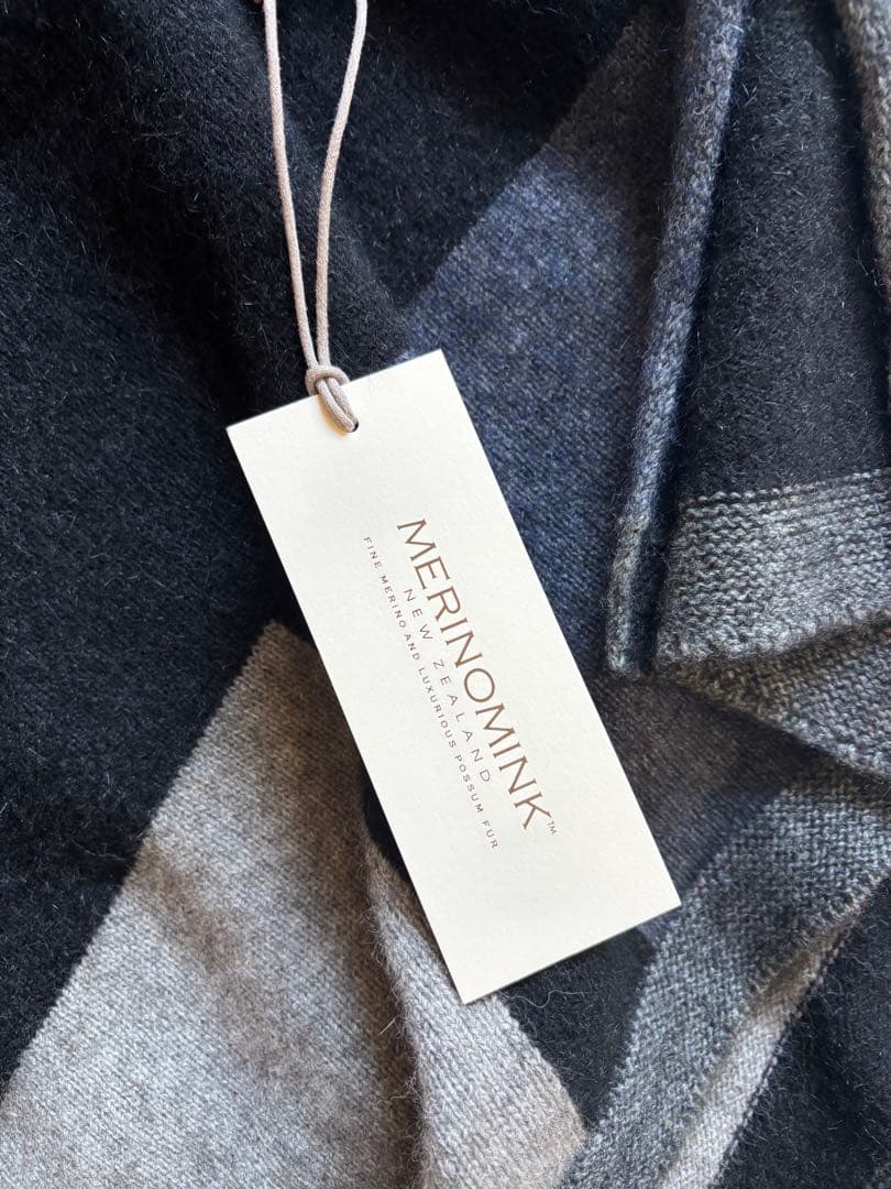 新品タグ付き　高級　メリノミンクEmpress Poncho ニュージランド製