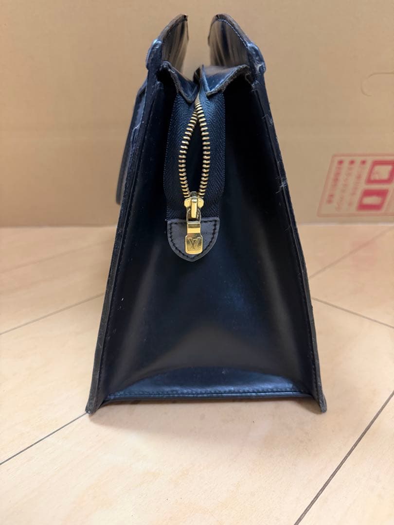 LOUIS VUITTON　ビジネスバッグ　エピ　レザー　リヴィエラ