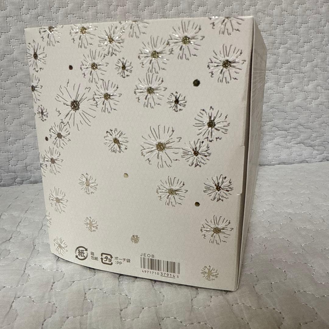 （くるみもち）コスメデコルテ　ホワイトブリス　コレクション