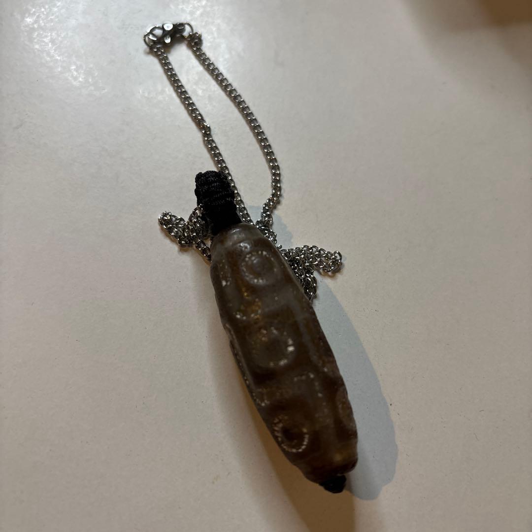 なんじゃこりゃ！すっごいパワーを感じる！不調が治った日に来た九眼風化天珠様！