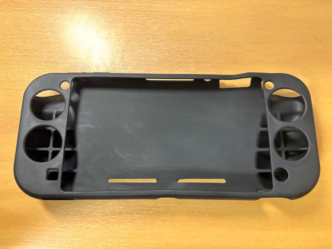 Nintendo Switch Lite ピンク ケースとグリップカバー付き