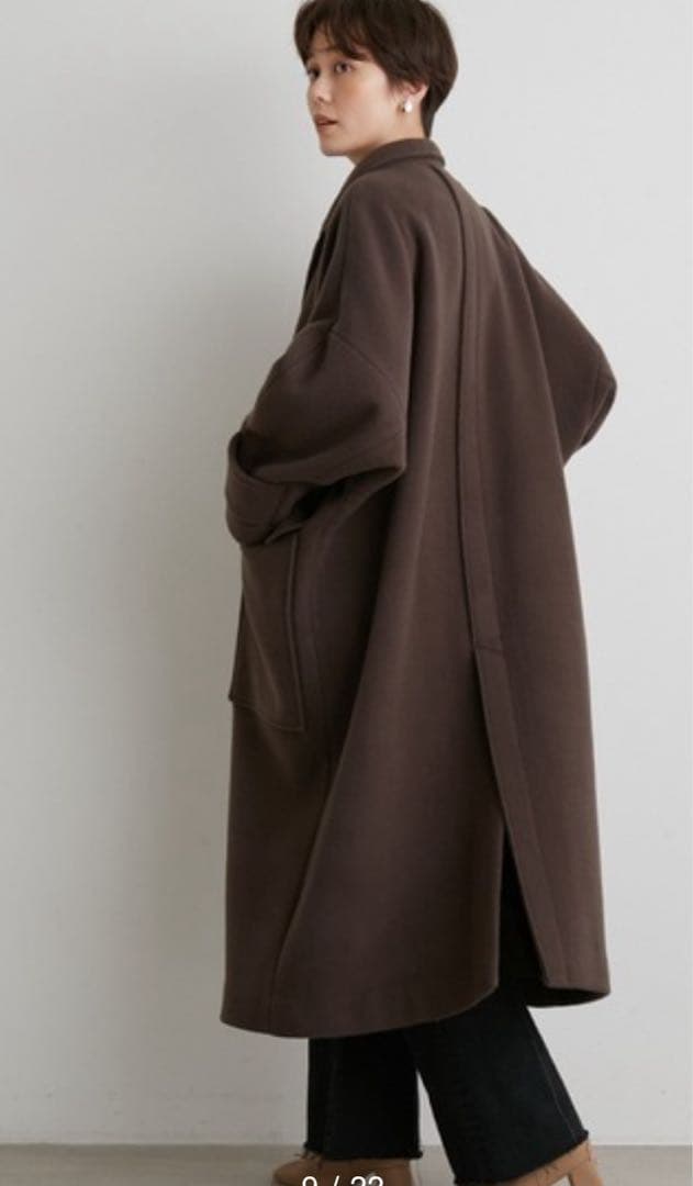 【emmi atelier】リサイクルウールロングコート
