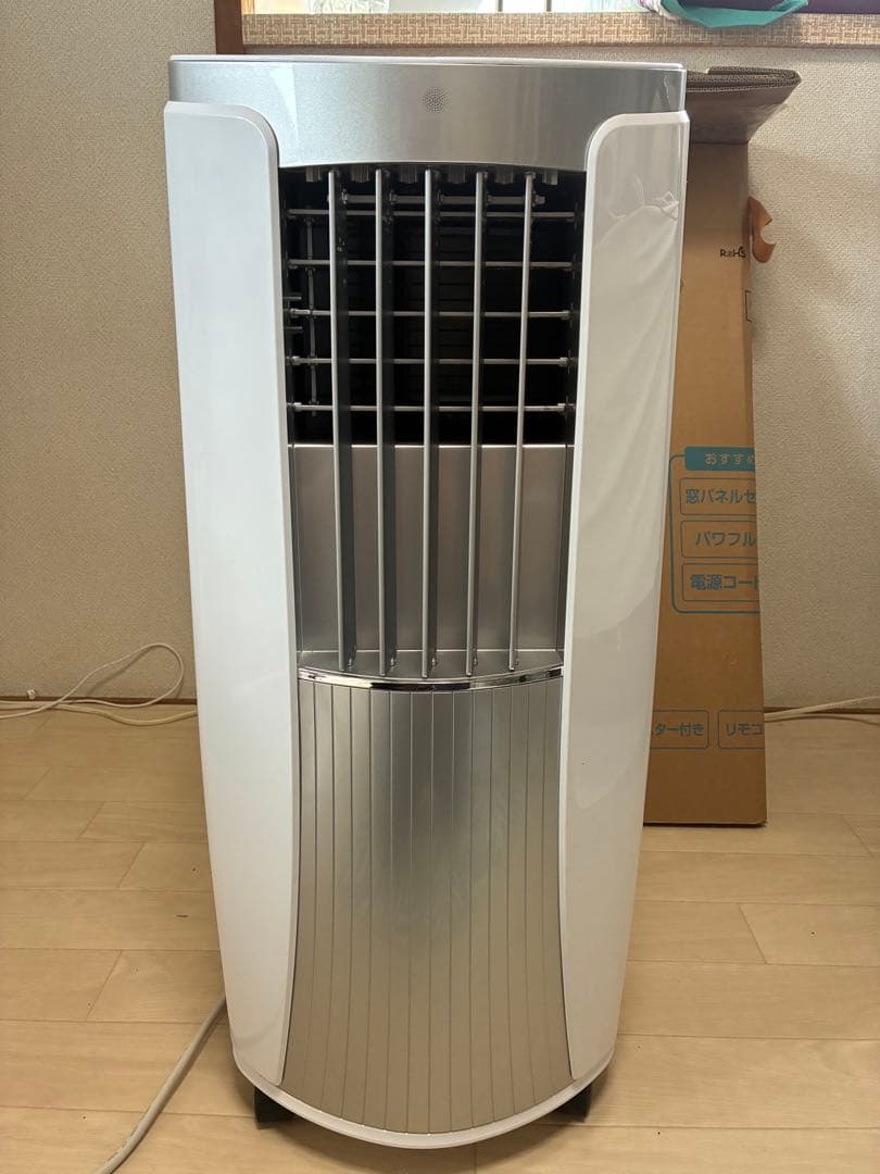 トヨトミ TAD-2221 窓用エアコン