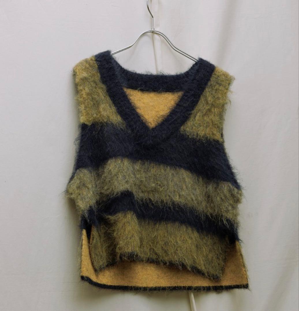 アダムエロぺ　ブラッシュドボーダーベスト　ブルー系　ファー