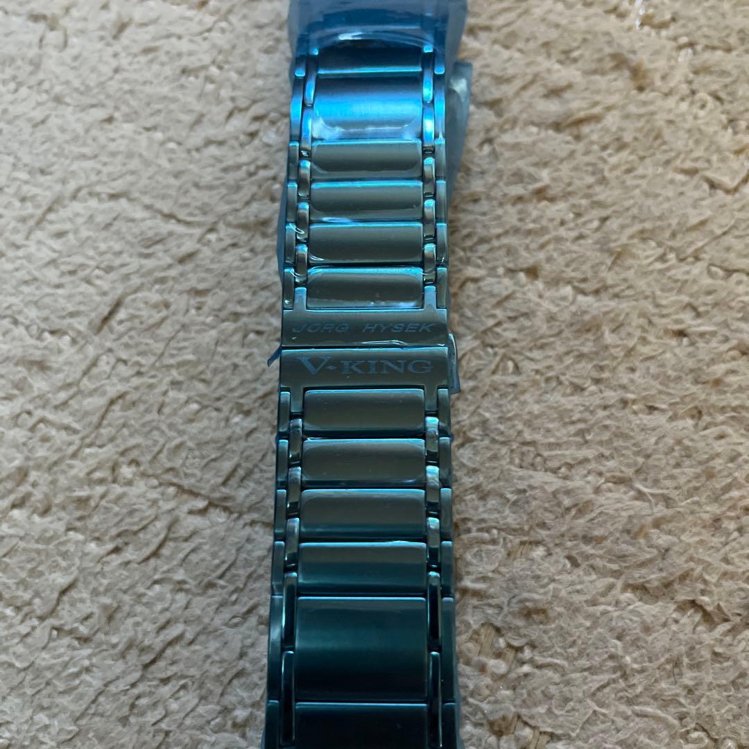 JORG HYSEK V-KING 金属ブレスレット