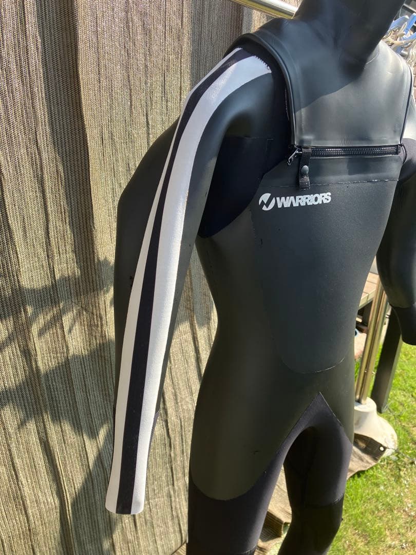 WAVEWARRIORS セミドライウェットスーツ