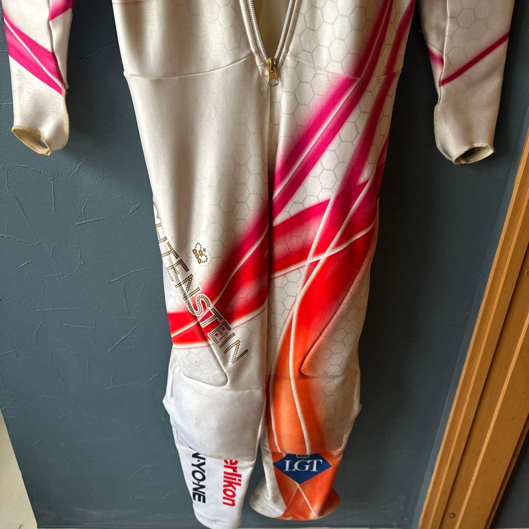 オンヨネスキー全身スーツ ホワイト系