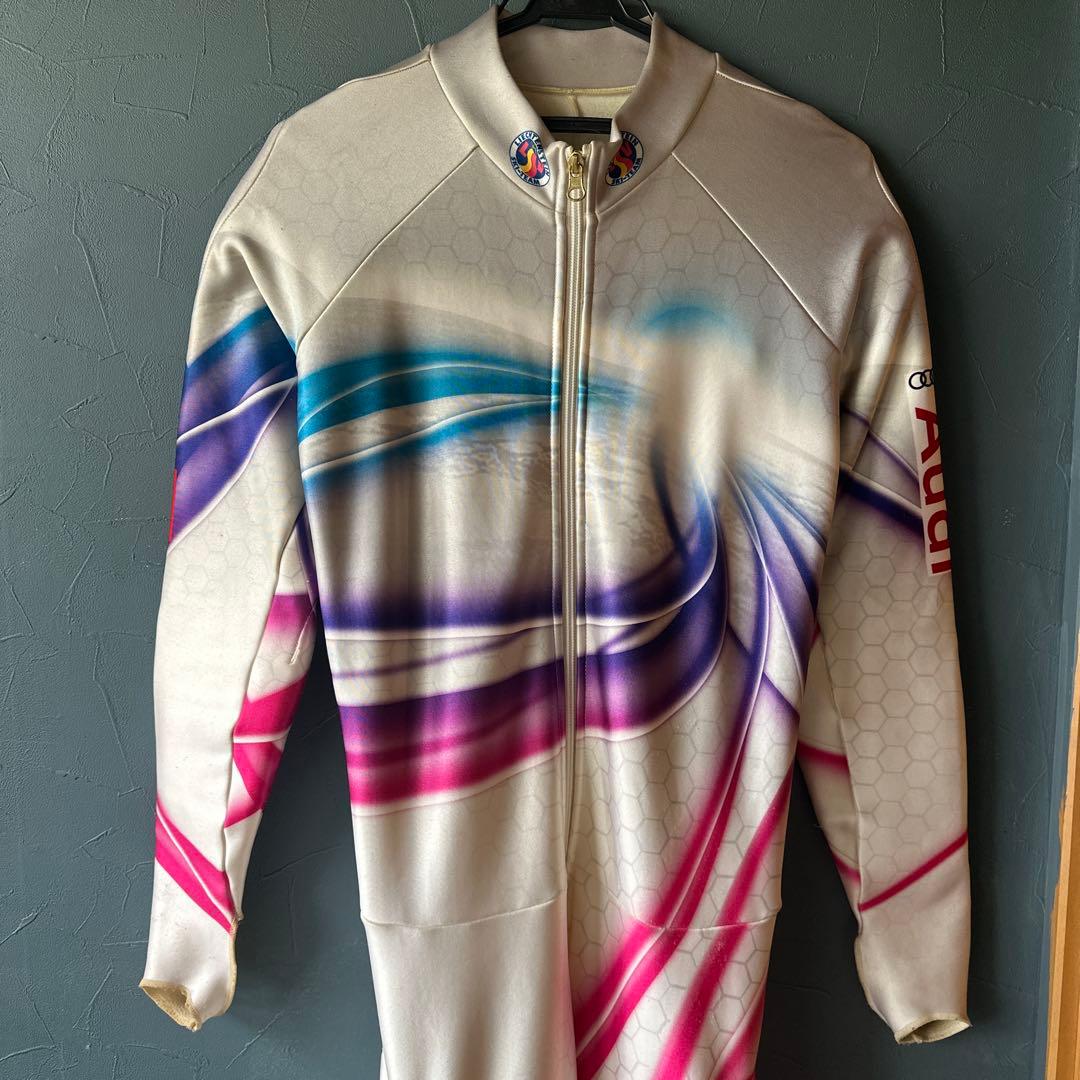 オンヨネスキー全身スーツ ホワイト系