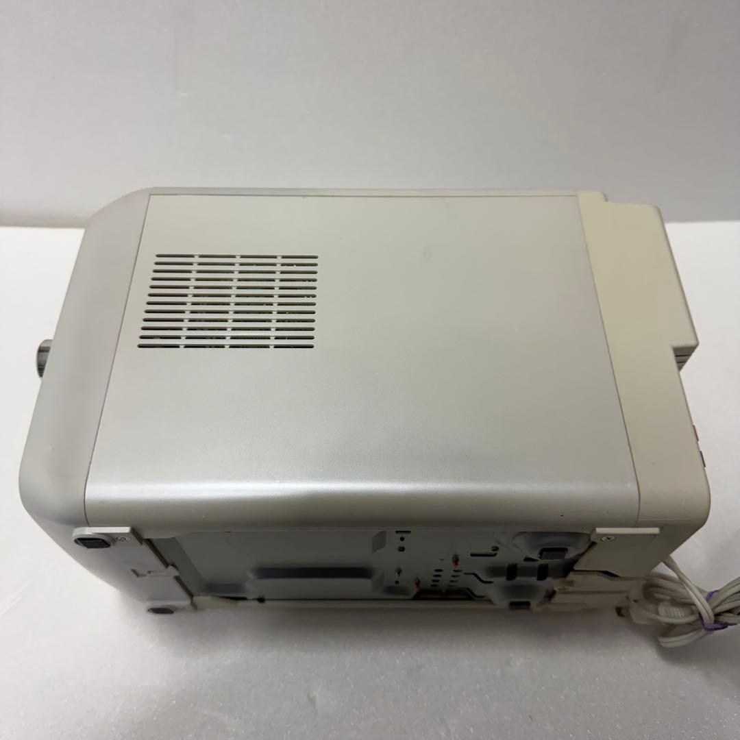 Victor MD/CDカセット搭載ミニコンポ UX-QX1-W