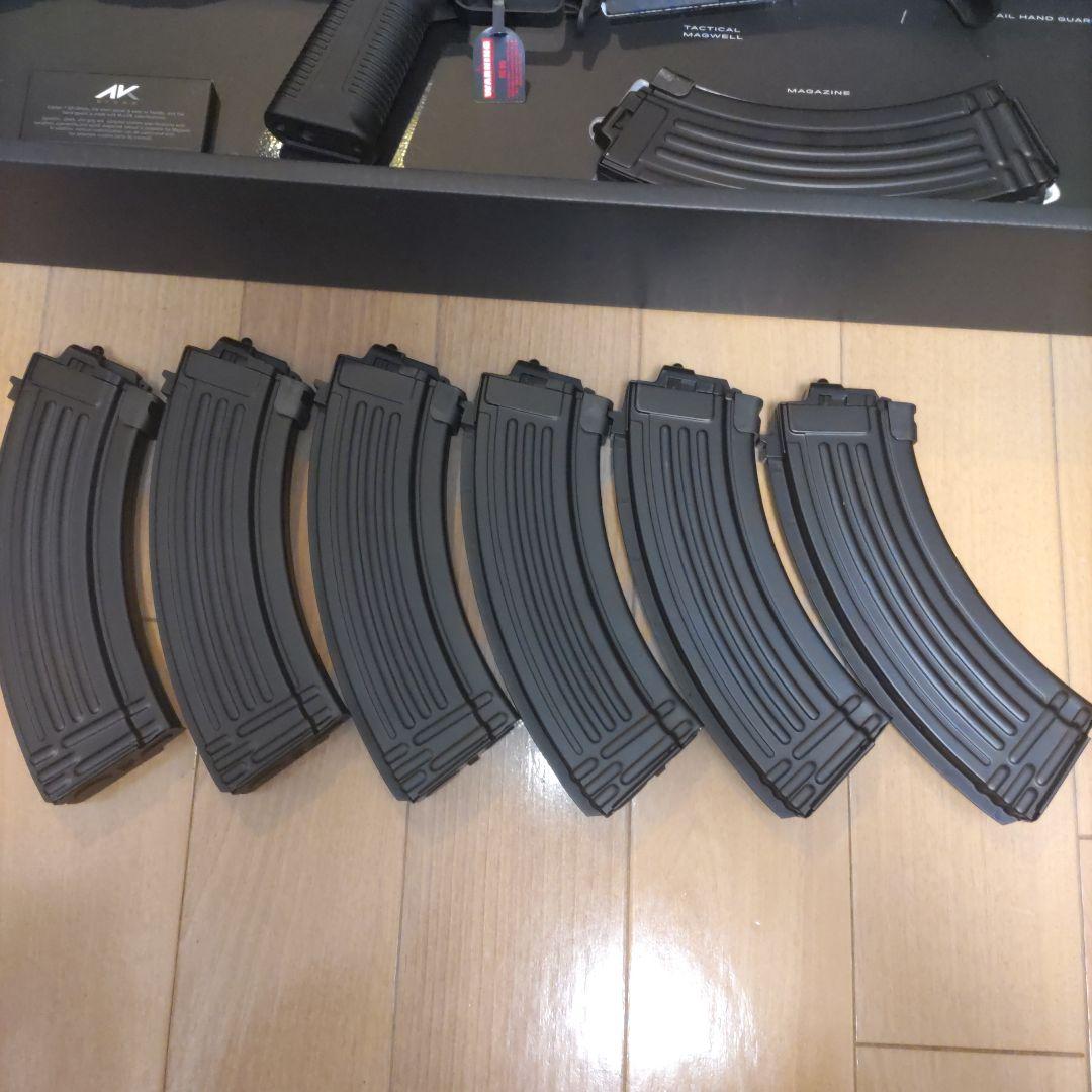 最終年始特価東京マルイ　次世代電動ガン　AK STORM＋予備マグ６本セット