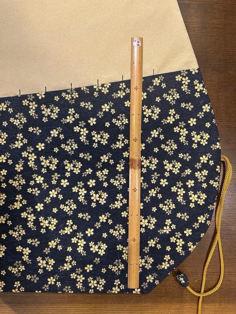✴︎ 専用品です　✴︎巻き篠笛袋8本入れ2点（金紺桜、金青海波に鶴）247