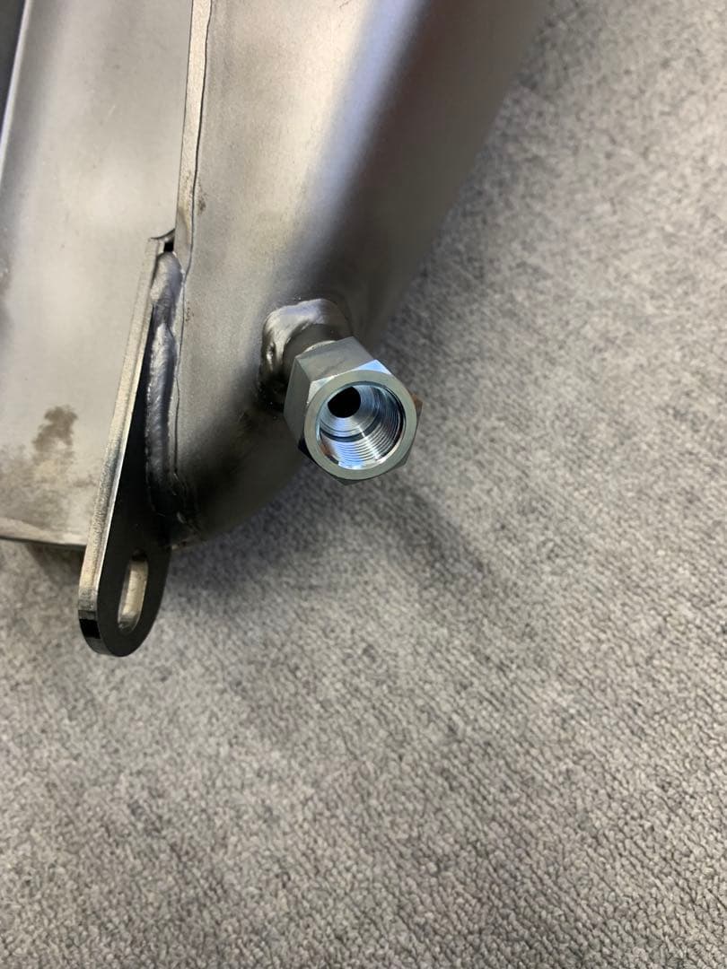 ハーレー　マスタングタンク　ほぼ新品