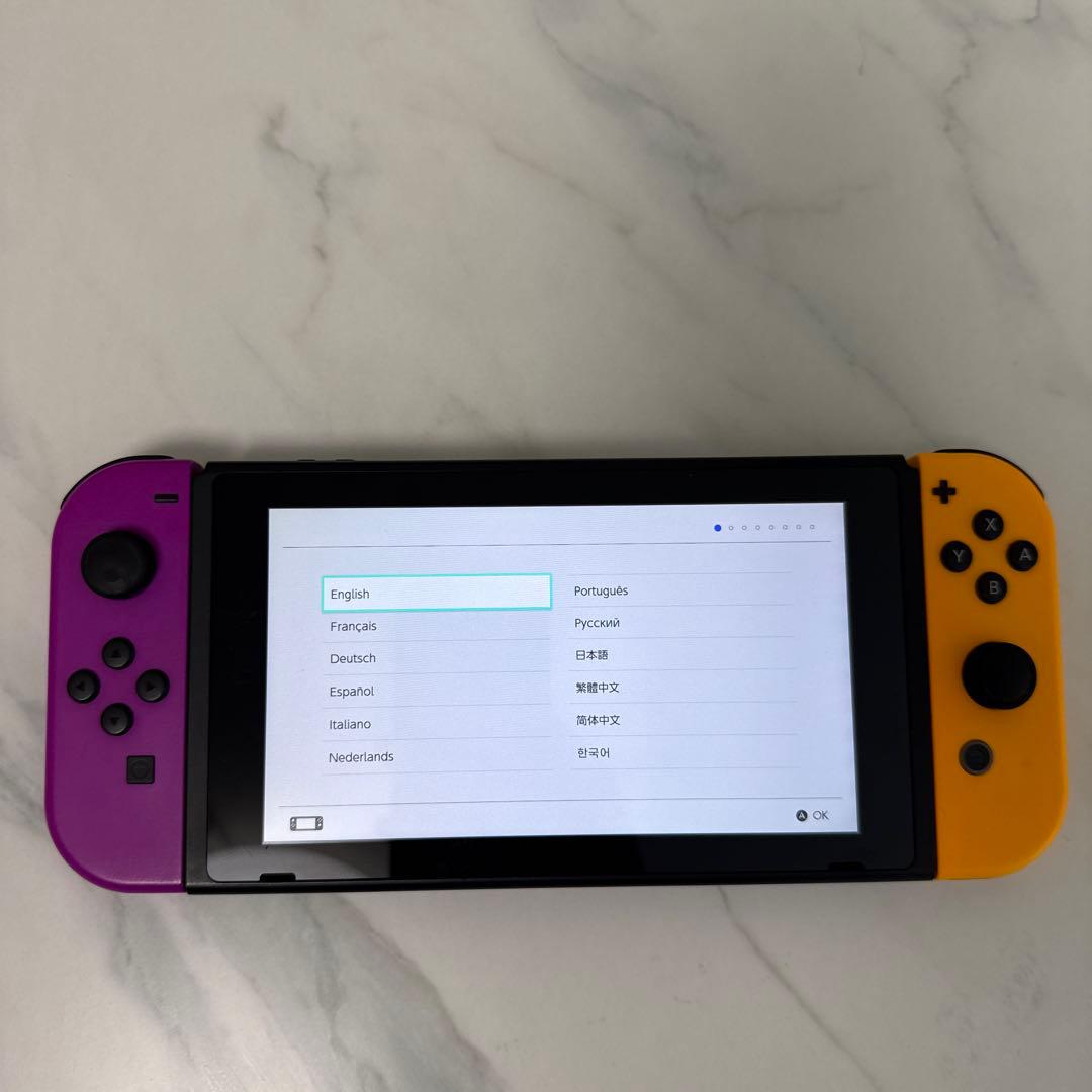 Nintendo Switch 本体 紫とオレンジのジョイコン