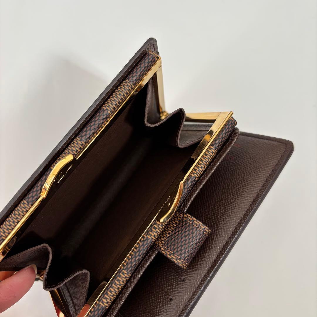 LOUIS VUITTON 二つ折り財布　ダミエ