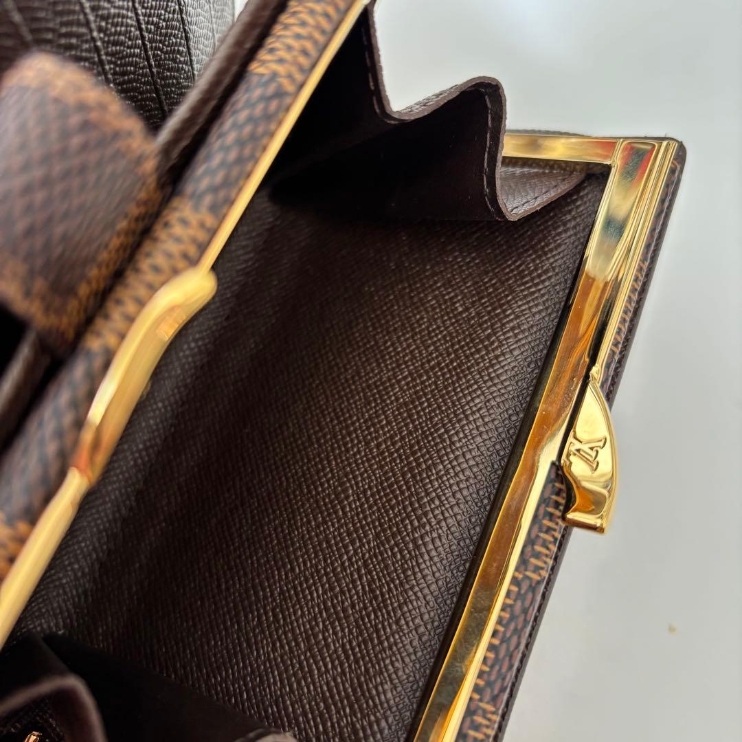 LOUIS VUITTON 二つ折り財布　ダミエ