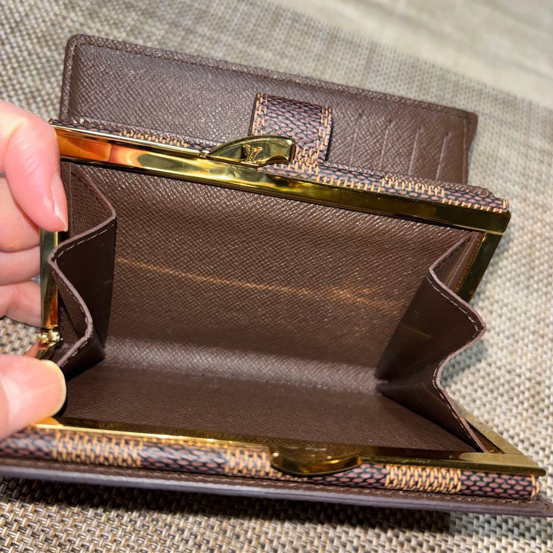 LOUIS VUITTON 二つ折り財布　ダミエ