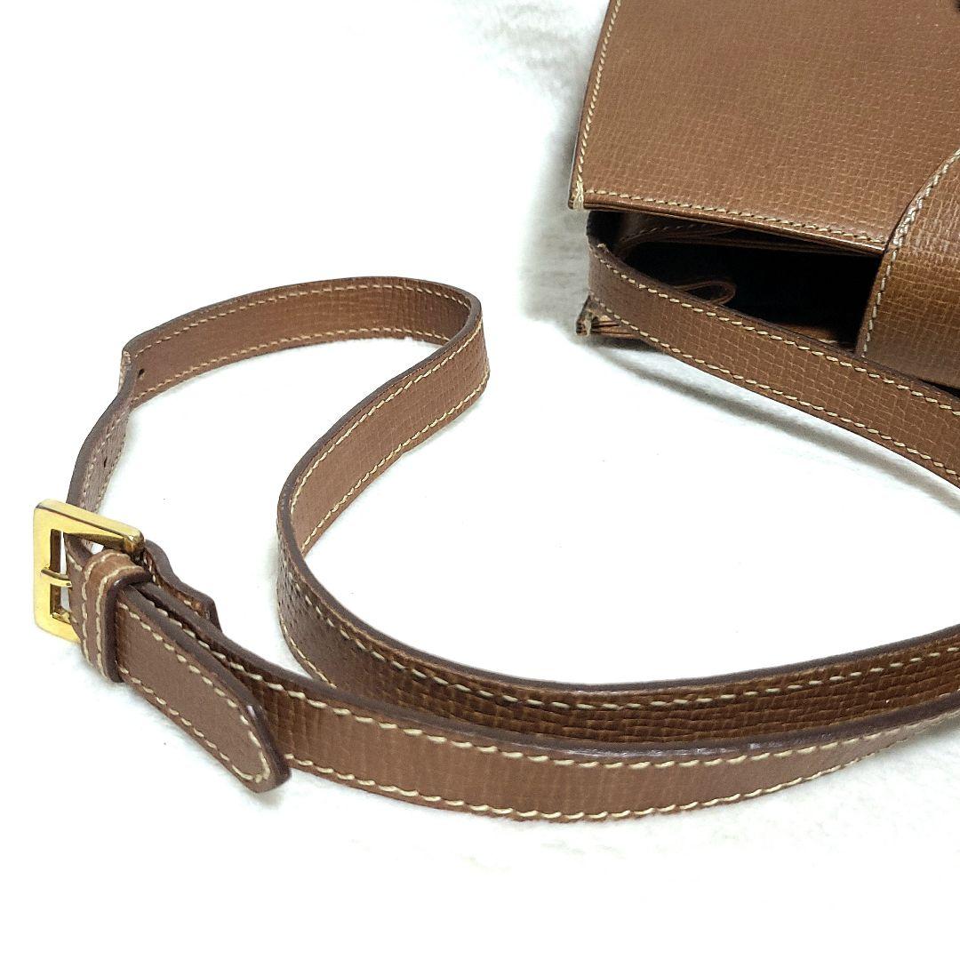 【美品】LOEWE　ショルダーバッグ 肩掛け レザー ターンロック ロゴ型押し