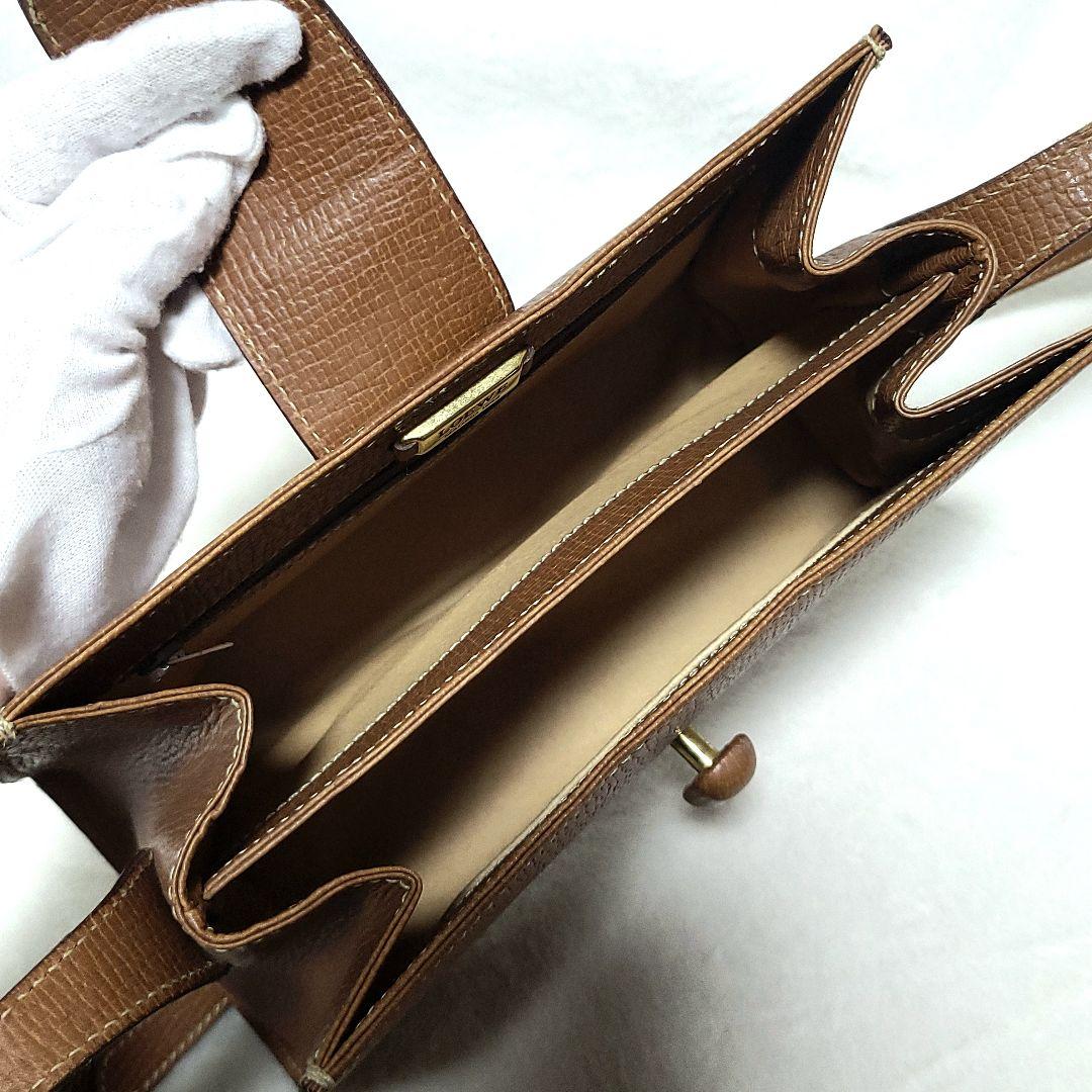 【美品】LOEWE　ショルダーバッグ 肩掛け レザー ターンロック ロゴ型押し
