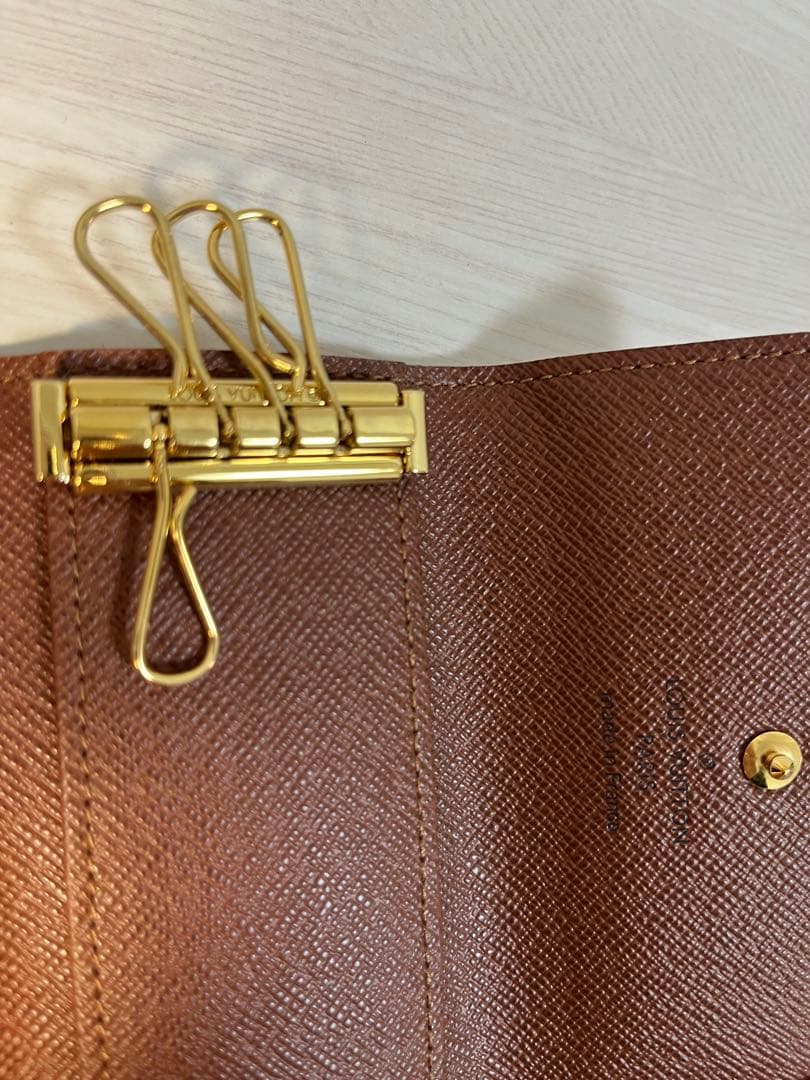 【中古美品】ルイ・ヴィトン ミュルティクレ4 キーケース