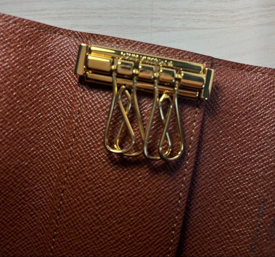 【中古美品】ルイ・ヴィトン ミュルティクレ4 キーケース