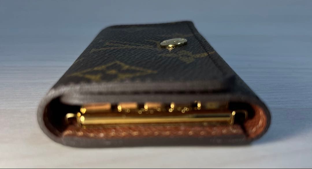 【中古美品】ルイ・ヴィトン ミュルティクレ4 キーケース