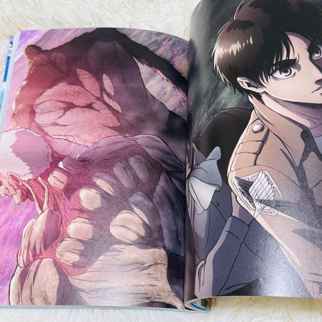 【初版•特典ファイル付き】進撃の巨人 ANIME ILLUSTRATIONS