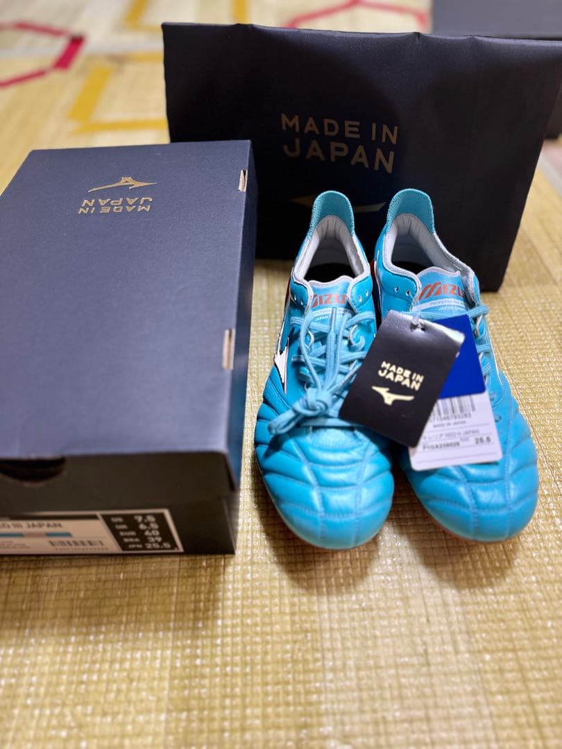 ★限定モデル★ 新品 モレリア NEO 3 JAPAN 25.5cm