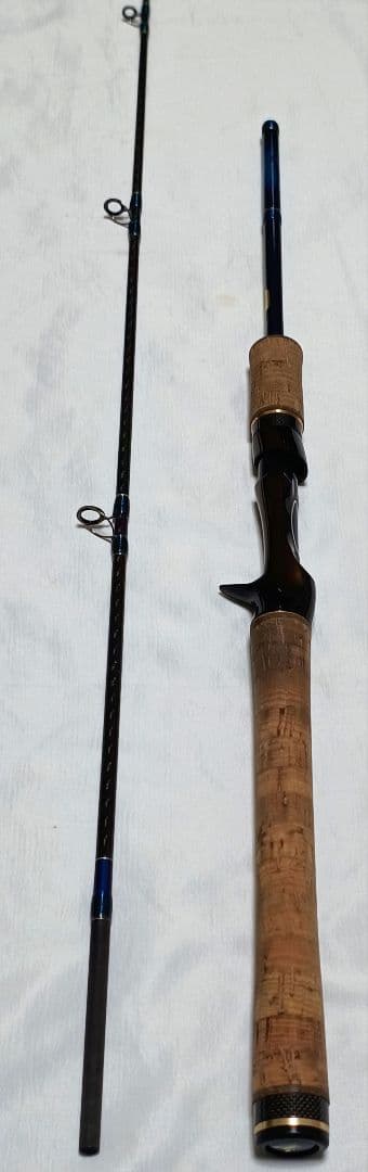 シマノ　ワールドシャウラ 青　15102R-2