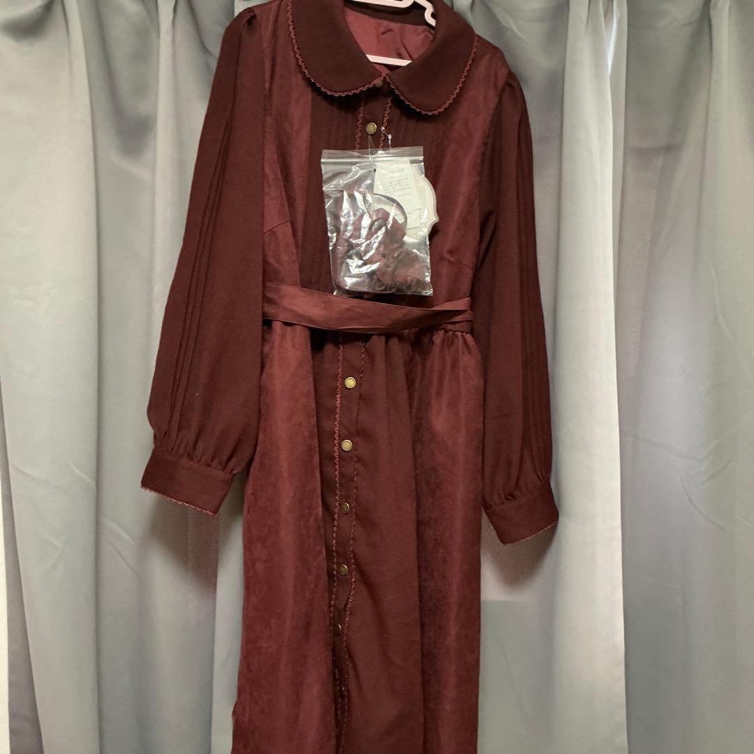 クラロリくる実 ノエル・ド・メモワール ワンピース 4L しまむら　ワインレッド