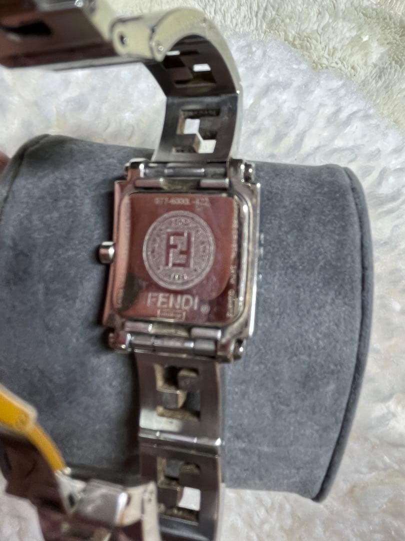 FENDI フェンディ 6000L オロロジ ズッカ柄 シルバー クォーツ