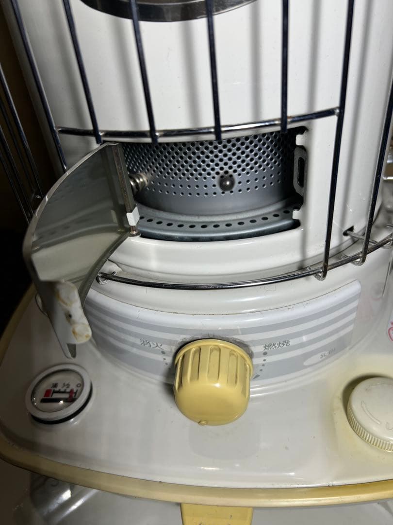 CORONA石油ストーブ 円筒形