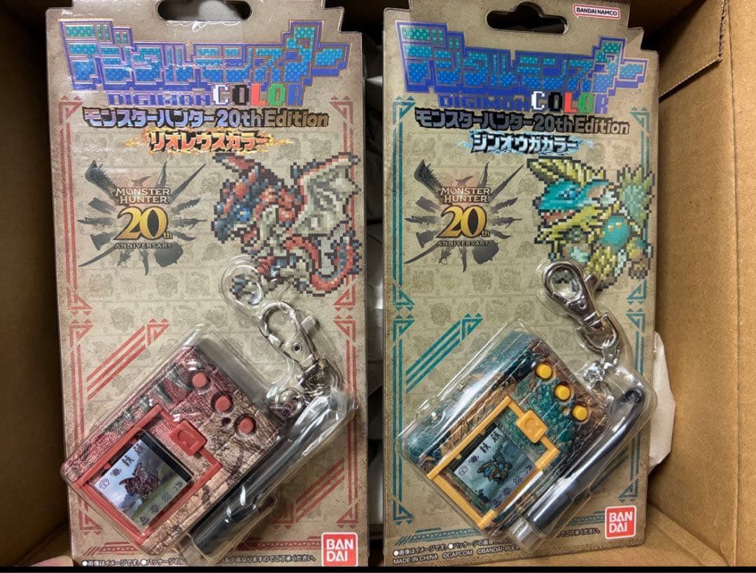 【新品未開封】デジモン×モンハン　2個セット