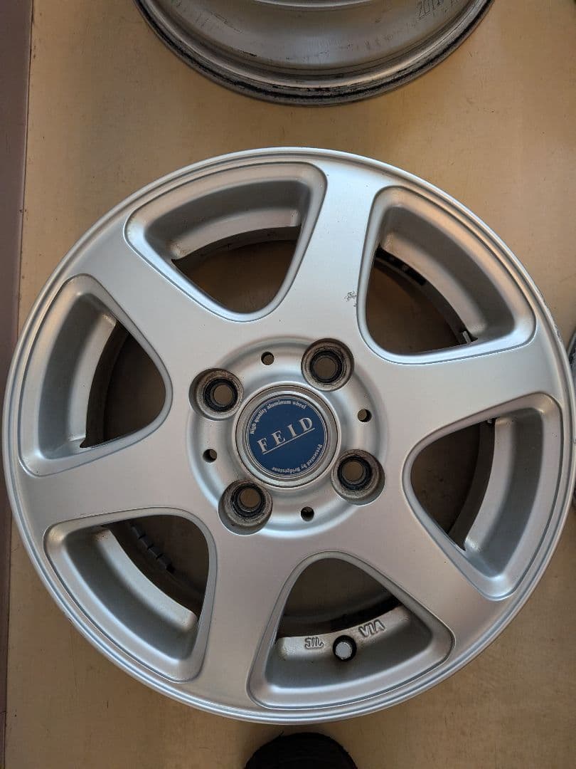 【tatata】 13インチ ブリヂストンFEID 4.5J 4穴