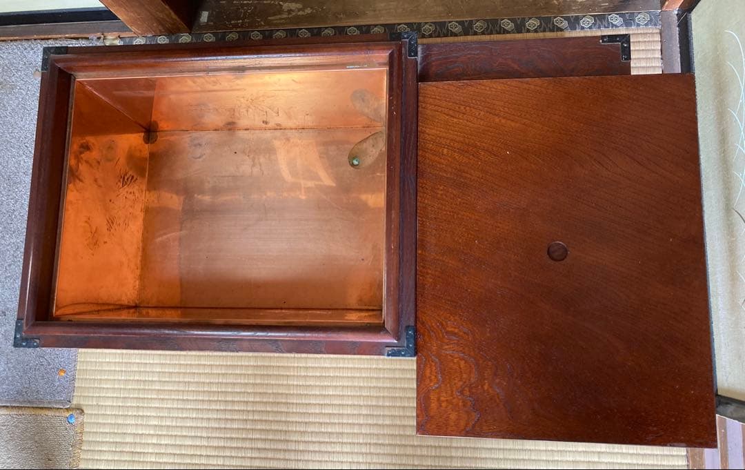 箱火鉢　蓋•引き出し付き