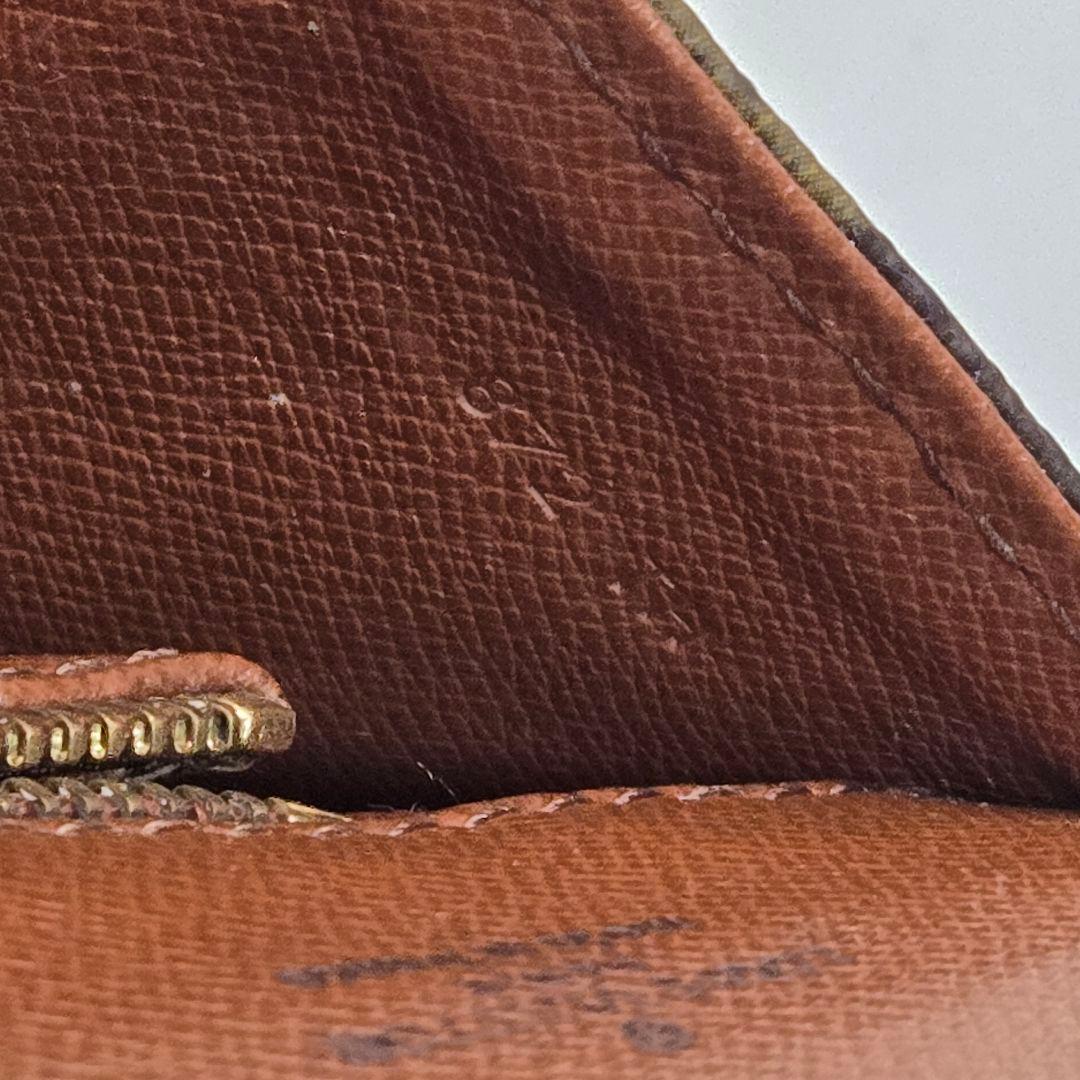 外装極美品 LOUIS VUITTON モノグラム ポシェットダム クラッチ